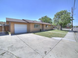 14771 W D St, Kerman, CA 93630