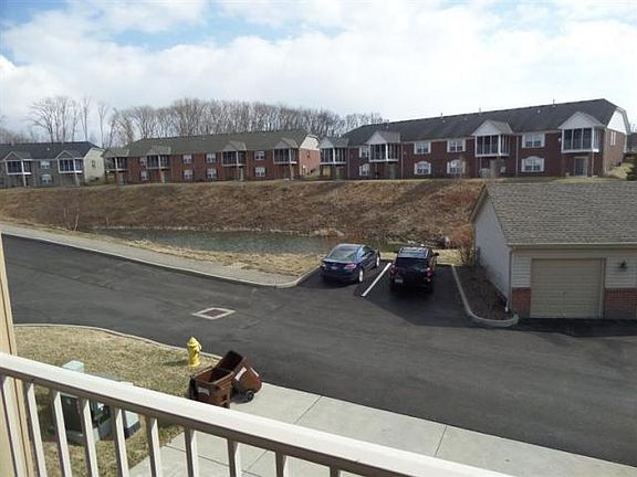 4th image of 5557 Twin Lakes Ct Unit 10