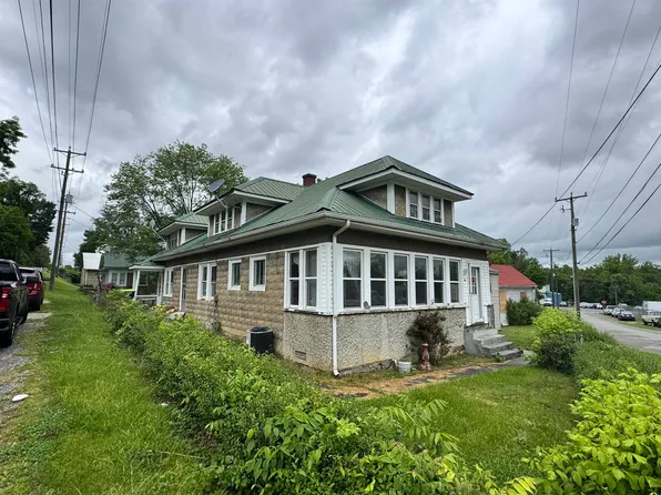 44 Pierce Ave, Pulaski, VA 24301
