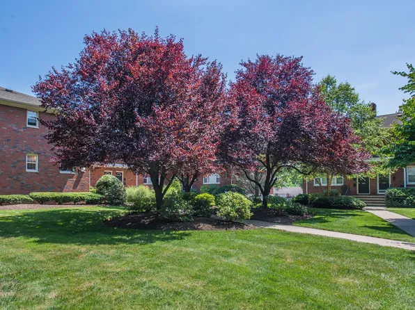 The East Hill, 14 Bliss Ave #3D, Tenafly, NJ 07670