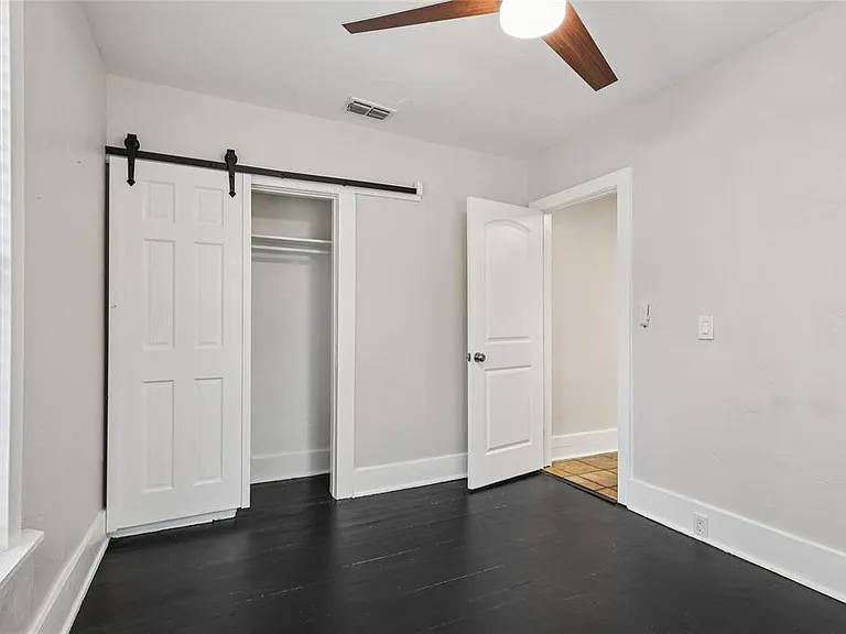137 E Grant St — Photo 16