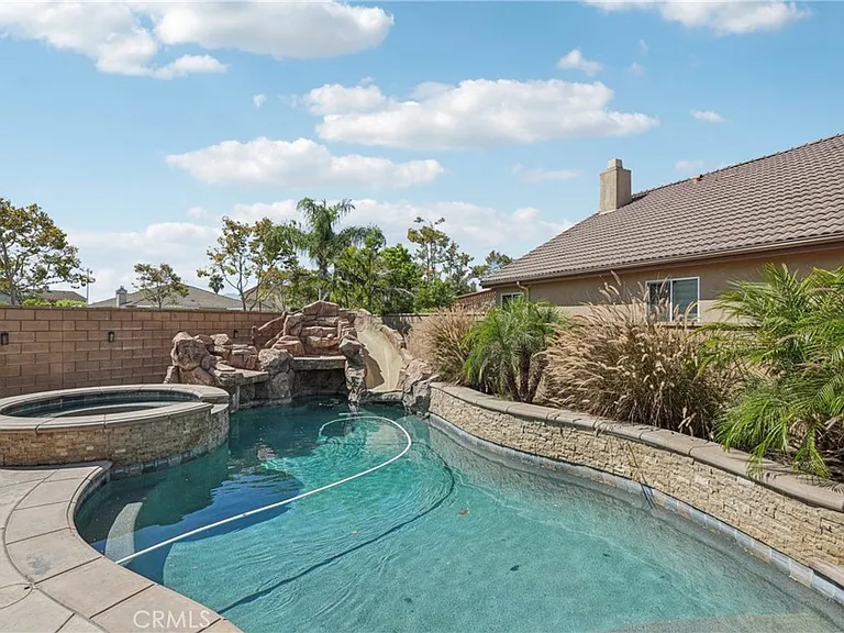 7961 Spaniel Ct — Photo 48