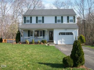 1 Ridge Ln, Shelton, CT 06484