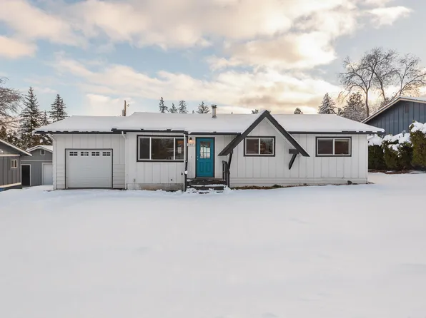 1311 NE Dempsey Dr, Bend, OR 97701