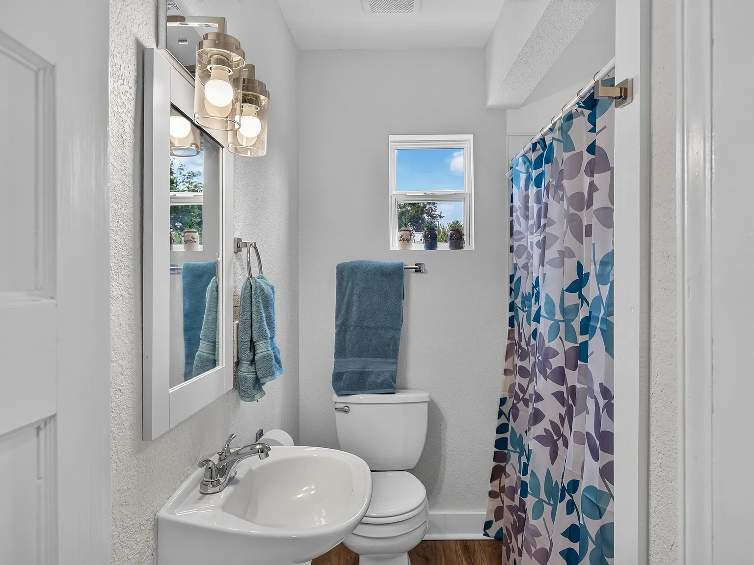 2 bed, 1036 sqft, $1,500 — Photo 3