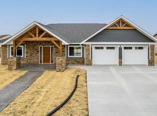 2125 Eastridge Cir, Reedsburg, WI 53959