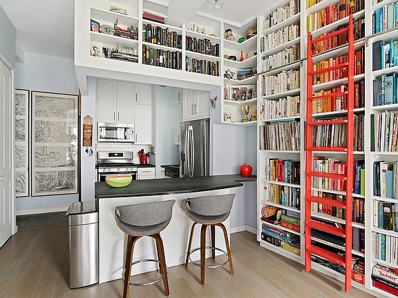 3rd image of 150 Joralemon St APT 3A