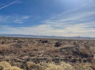 Avenue B, Lancaster, CA