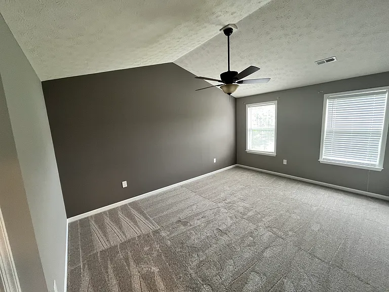 215 Dogwood Ave — Photo 10