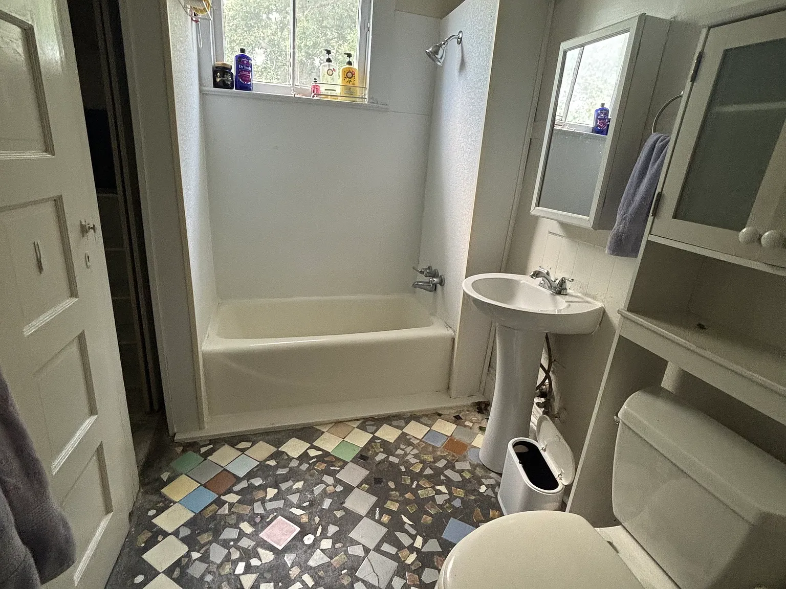 1 bed, 700 sqft, $1,195 — Photo 3