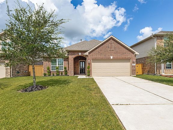 3rd image of 10234 Humphreys Green Dr
