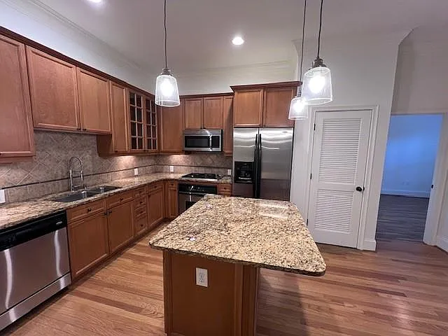 2 bed, 2.0 bath, $2,300 — Photo 4