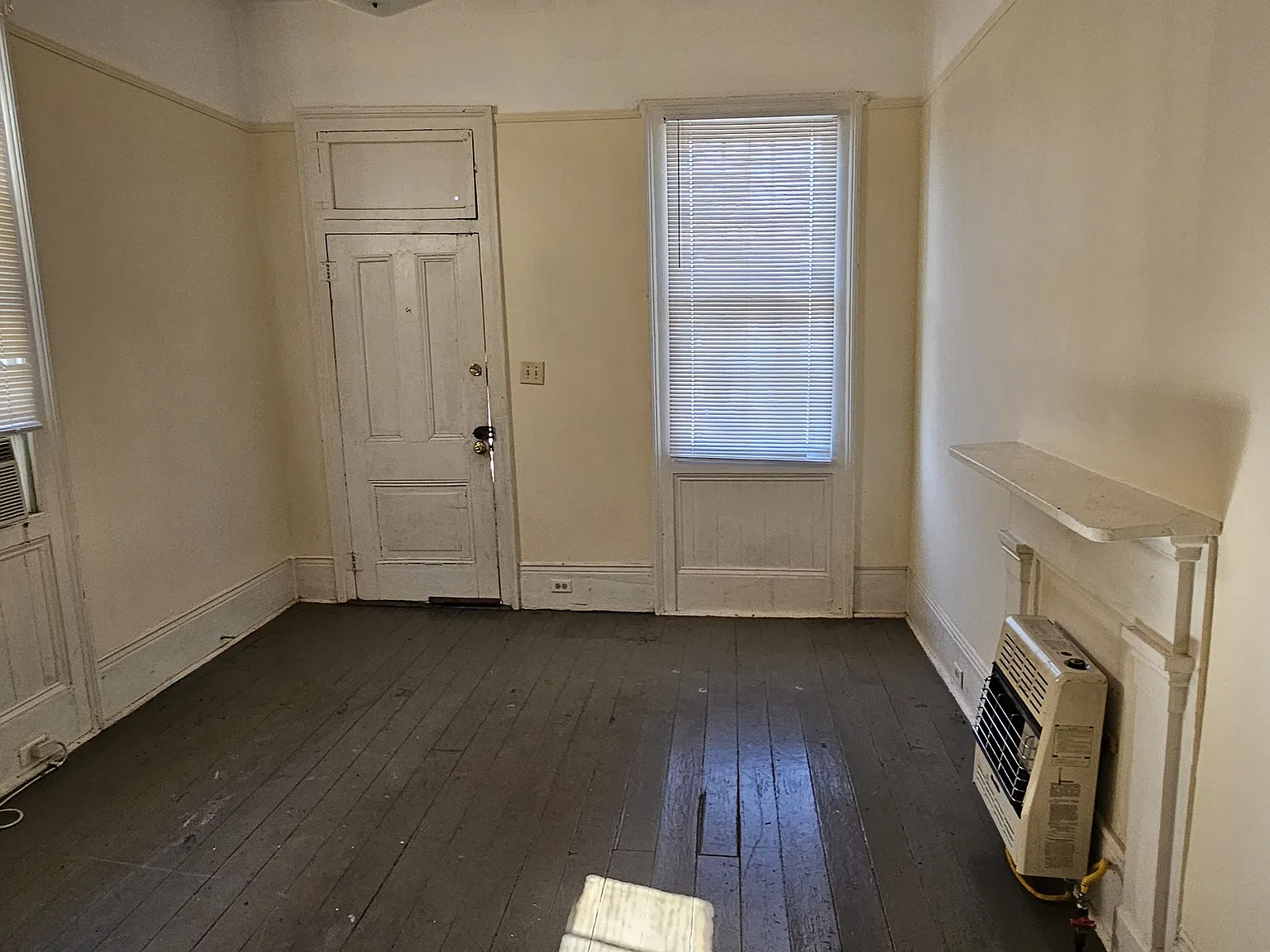 2731 Orleans Ave — Photo 4