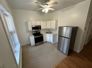 150 4th St APT 11, Troy, NY 12180