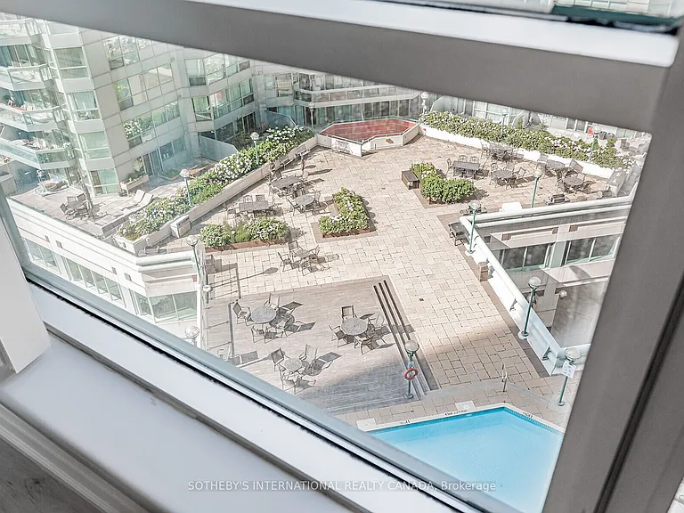 10 Yonge St #1012 — Photo 21