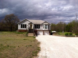 3386 Mason Rd, Manito, IL 61546