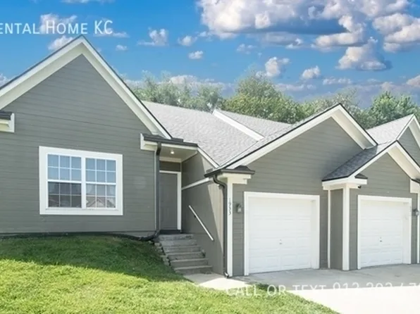 1933 N 80th Ct, Kansas City, KS 66112