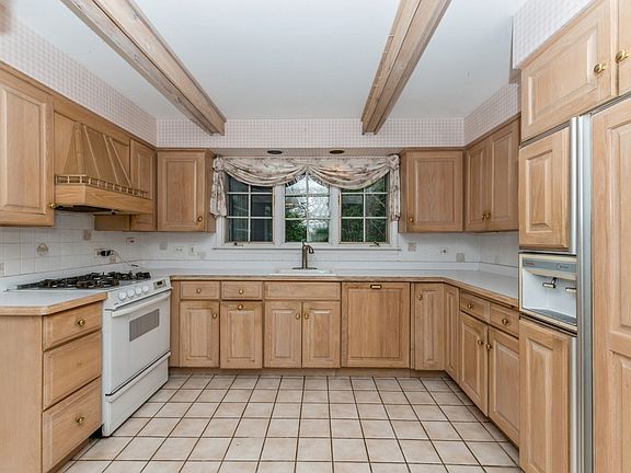 4th image of 12127 Flambeau Dr