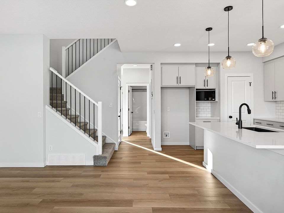 1st image of 2251 194th St NW