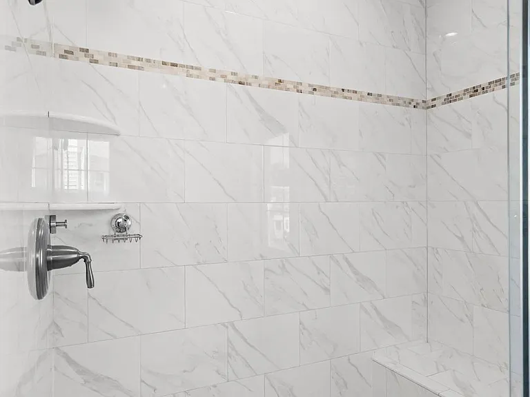 2312 Napoli Way — Photo 36