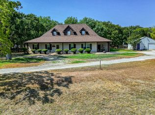 412 Paradise Canyon Cir, Paradise, TX 76073
