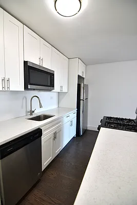 Rented by Bohemia Realty Group | media 2