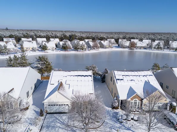 20 Aberdeen Lane, Manchester, NJ 08759