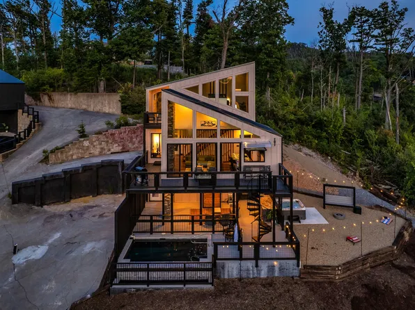 2343 Headrick Lead, Sevierville, TN 37862