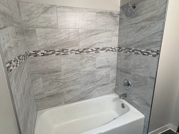 322 Dean Ave E, Champlin, MN 55316