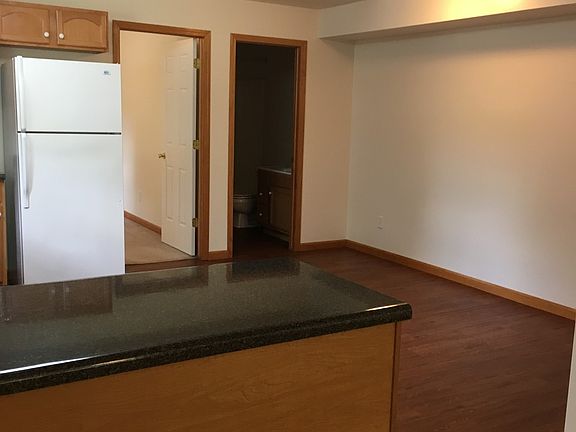 4th image of 356 Greenwich St APT 4