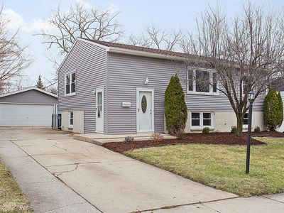 9000 Fairway Dr, Orland Park, IL, 60462