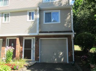 20 Abbey Ln #20, Meriden, CT 06450