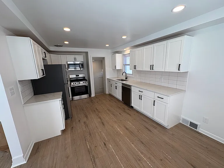 13319 McCracken Rd — Photo 2