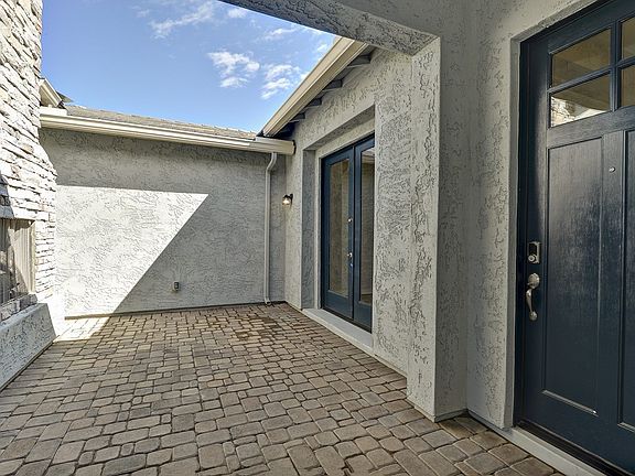 4th image of 4619 N 179th Dr