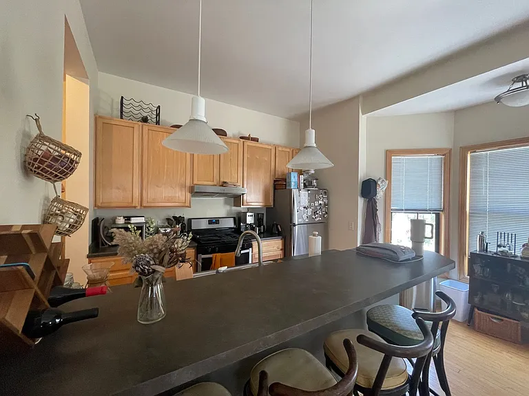 624 E Ogden Ave — Photo 1