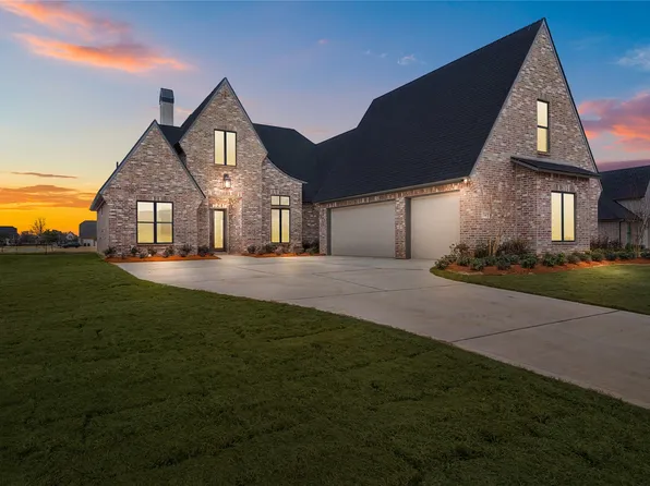 210 Tidewater Cir, Bossier City, LA 71111