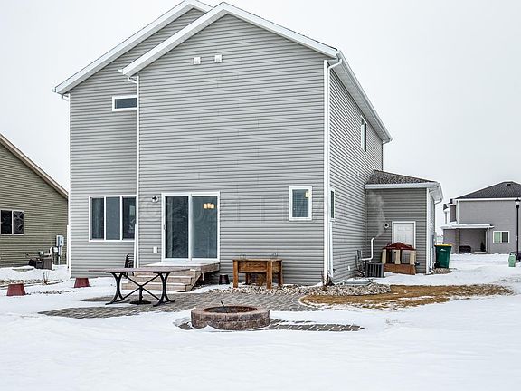 5th image of 3004 14th St W