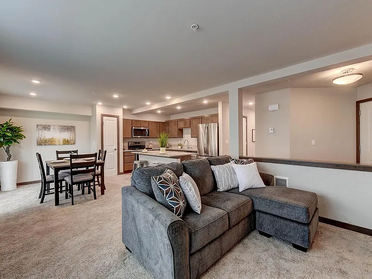 Silver Creek Apartment Homes — Photo 13