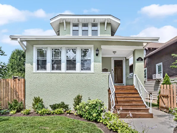 843 Wenonah Ave, Oak Park, IL 60304