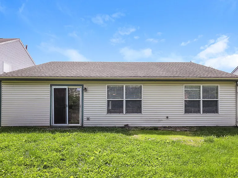 5309 Waterton Lakes Dr — Photo 16