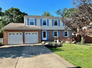 1052 Cork Dr, Bethel Park, PA