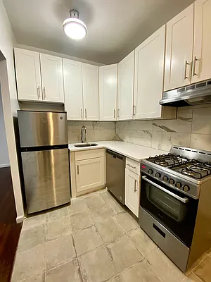 Rented by City Connections Realty | media 12