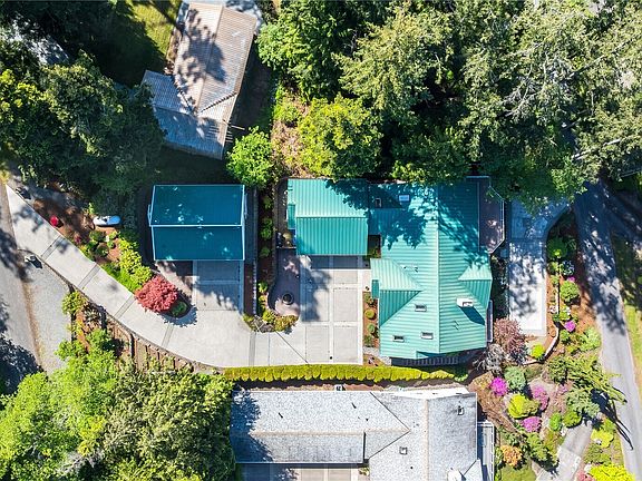 2nd image of 17340 Maple Lane