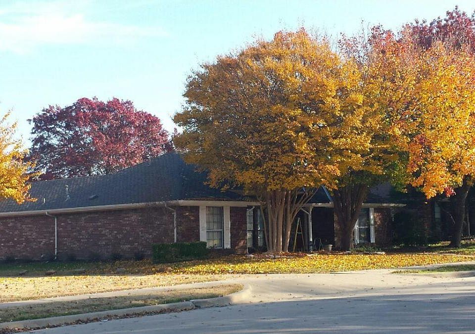 1st image of 6104 Bronze Leaf Dr