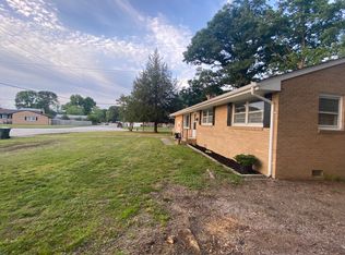 298 Eastwood Dr, Newport News, VA 23602