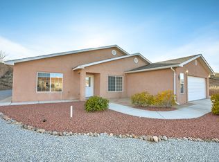 731 Amethyst Dr NE, Rio Rancho, NM 87124
