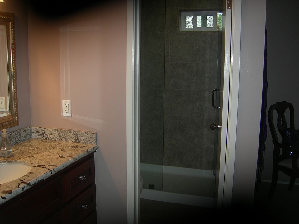 2nd image of 1148 Glenmeadow Ct