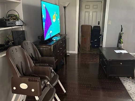 2nd image of 13505 Cranwood Park Blvd