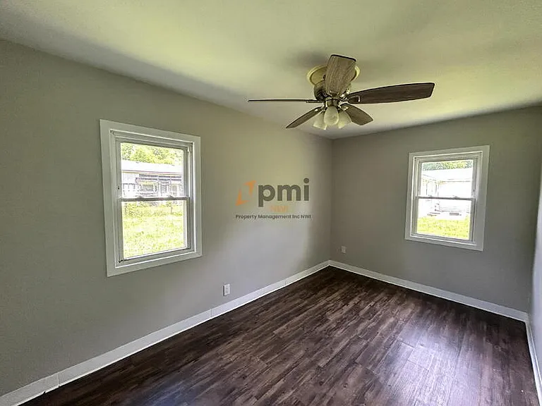 5030 W Ridge Rd #2 — Photo 5