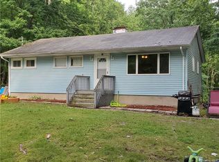 64 Orchard Hl, Middletown, NY 10941